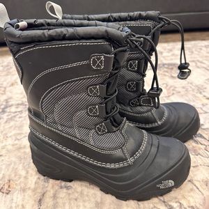 Kids North Face Snow Boots